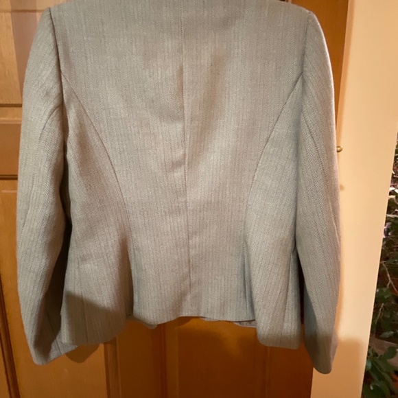 UPDATE:ADDED SWEATER Harve Bernard Brown/White Herring Bone Pants Suit Size 8 - Picture 3 of 8